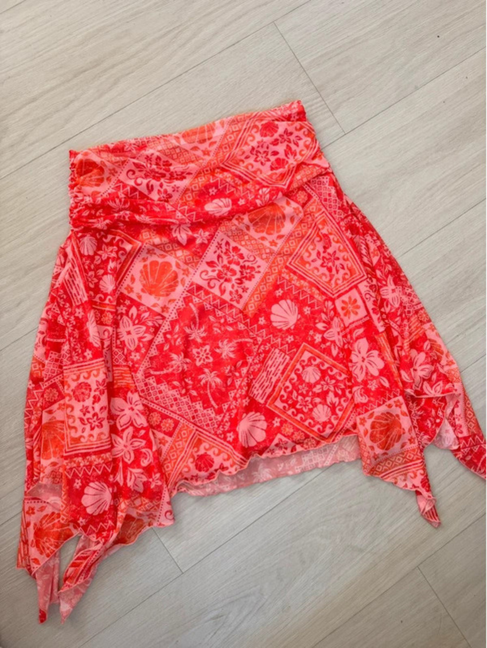 Mesh skirt